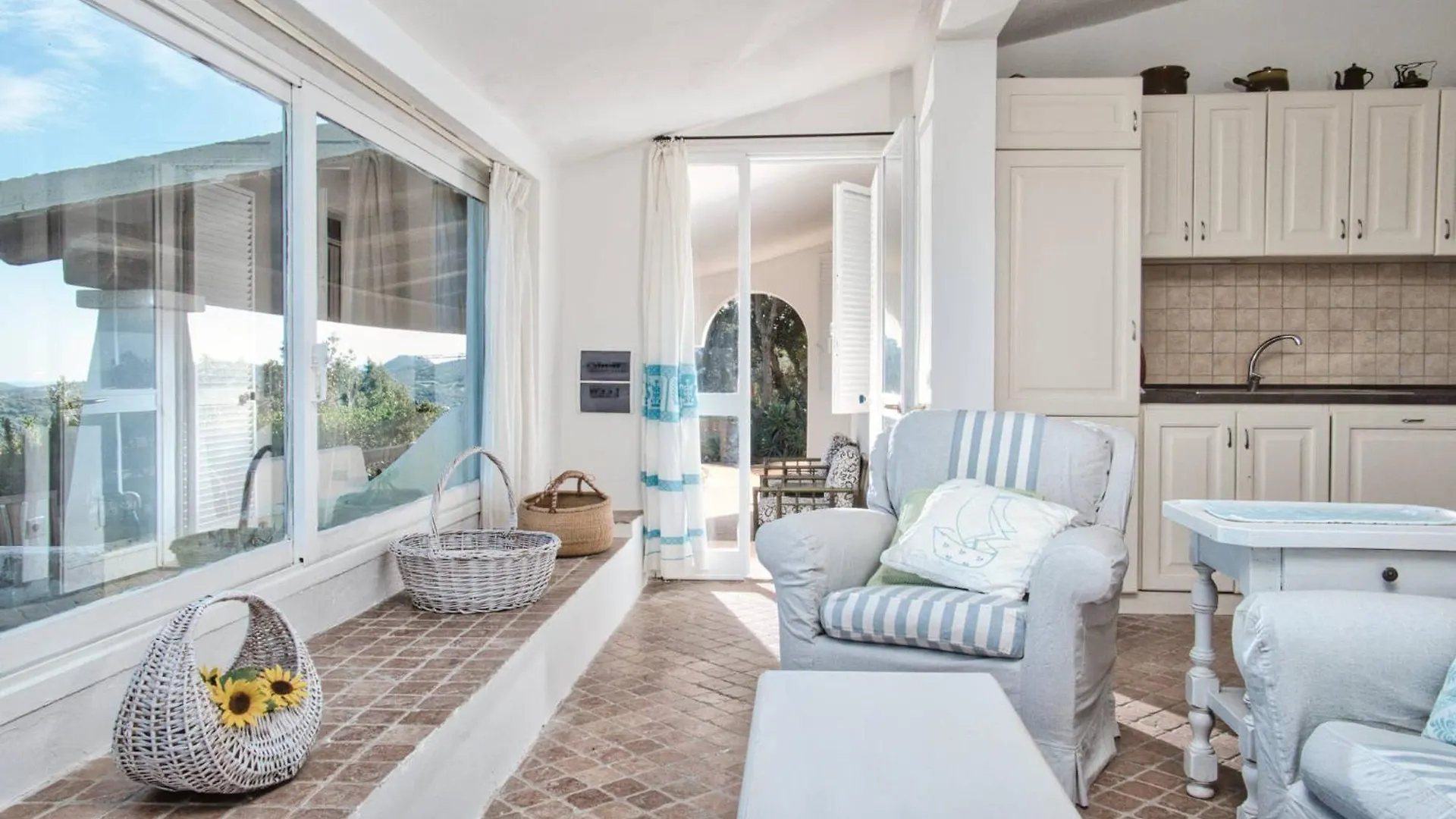 Villa Marinella Barrabisa Italia