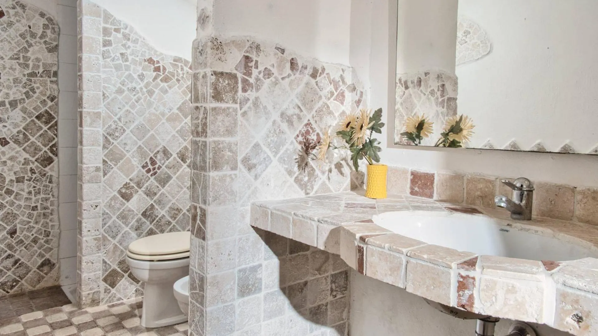 Villa Marinella Barrabisa Italia